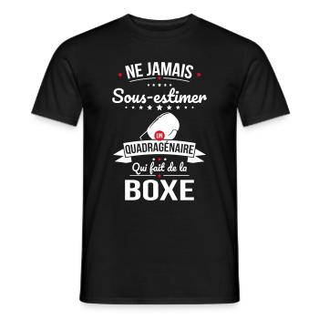Sous-estimer un quadragénaire qui fait de la boxe - T-shirt homme - noir - Devant - AI Model Male 178 light (178cm)