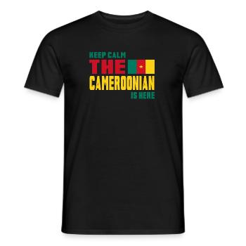 Keep Calm Kamerun / Afrika Geschenk Nationalfarben - Männer T-Shirt - Schwarz - Vorne - AI Model Male 178 light (178cm)