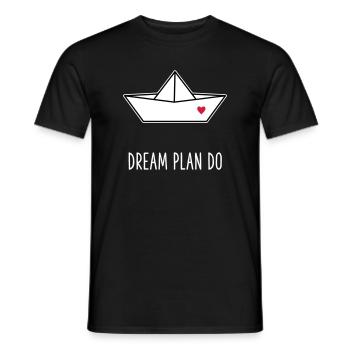Dream Plan Do - Papierboot Schiffchen Herz - Männer T-Shirt - Schwarz - Vorne - AI Model Male 178 light (178cm)