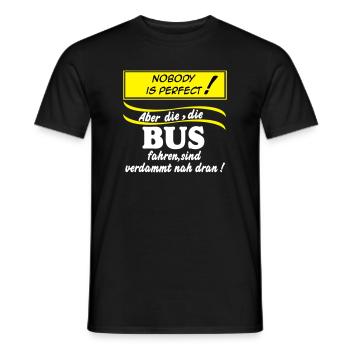 Busfahrer Bus Omnibus Kraftfahrer Nobody (25) - Männer T-Shirt - Schwarz - Vorne - AI Model Male 178 light (178cm)
