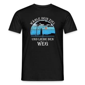 DarssCoast - Ostsee Leuchtturm Wandern Geschenk - Männer T-Shirt - Schwarz - Vorne - AI Model Male 178 light (178cm)