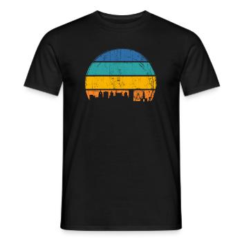 Urbane Sonnenuntergangs-Skyline - Männer T-Shirt - Schwarz - Vorne - AI Model Male 178 light (178cm)