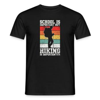 Wandern Wanderer - Männer T-Shirt - Schwarz - Vorne - AI Model Male 178 light (178cm)