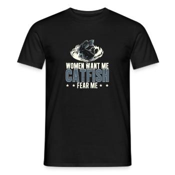 Frauen wollen mich lustiger Wels, der nach einem - Männer T-Shirt - Schwarz - Vorne - AI Model Male 178 light (178cm)