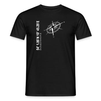 Scharbeutz - Männer T-Shirt - Schwarz - Vorne - AI Model Male 178 light (178cm)