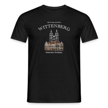 Wittenberg, Marktplatz mit Türmen der Stadtkirche - Männer T-Shirt - Schwarz - Vorne - AI Model Male 178 light (178cm)