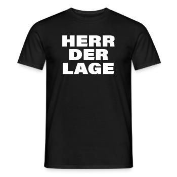 HERR DER LAGE - Männer T-Shirt - Schwarz - Vorne - AI Model Male 178 light (178cm)