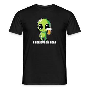 ALIEN with beer "I believe in beer" - Men's T-Shirt - black - Front - AI Model Male 178 light (178cm)