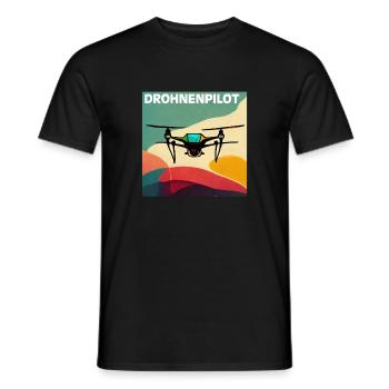 Drohnenpilot Retro-Poster - Männer T-Shirt - Schwarz - Vorne - AI Model Male 178 light (178cm)