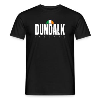 Dundalk Irische Flagge T-Shirt mit fettem Text - Männer T-Shirt - Schwarz - Vorne - AI Model Male 178 light (178cm)