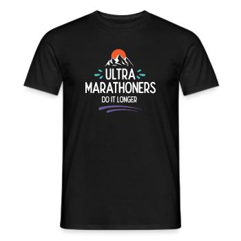 Les ultra-marathoniens le font plus longtemps - T-shirt homme - noir - Devant - AI Model Male 178 light (178cm)