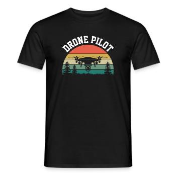 Pilote de drone - T-shirt homme - noir - Devant - AI Model Male 178 light (178cm)