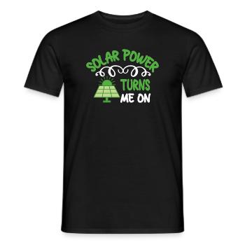 Klimawandel erneuerbare Energie Sonnenenergie - Männer T-Shirt - Schwarz - Vorne - AI Model Male 178 light (178cm)