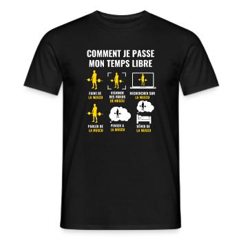 WIE ICH MEINE FREIZEIT VERBRINGE - Krafttraining - Männer T-Shirt - Schwarz - Vorne - AI Model Male 178 light (178cm)