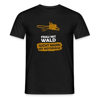 Frau mit Wald, sucht Mann mit Motorsäge - Männer T-Shirt - Schwarz - Vorne - AI Model Male 178 light (178cm)