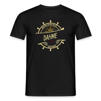Mein Herz schlägt Wellen - Dahme - Männer T-Shirt - Schwarz - Vorne - AI Model Male 178 light (178cm)