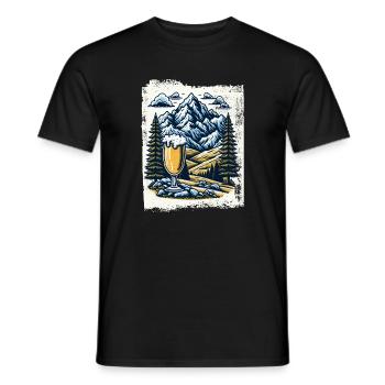 Bergpanorama mit Bierglas - Männer T-Shirt - Schwarz - Vorne - AI Model Male 178 light (178cm)