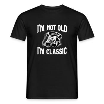 I’m Not Old – I’m Classic Retro Telefon - Männer T-Shirt - Schwarz - Vorne - AI Model Male 178 light (178cm)