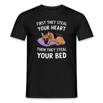 German Shepherd Steals Heart and Bed - Men's T-Shirt - black - Front - AI Model Male 178 light (178cm)