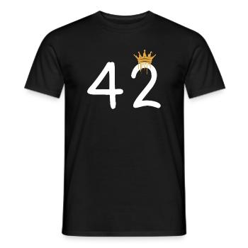 Graffiti-Zahl 42 mit Krone - Männer T-Shirt - Schwarz - Vorne - AI Model Male 178 light (178cm)