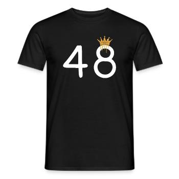 Königliche Zahl 48 mit Krone Design - Männer T-Shirt - Schwarz - Vorne - AI Model Male 178 light (178cm)
