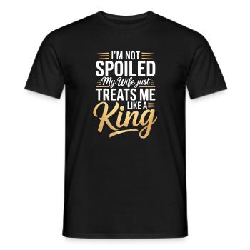 Pas gâté, ma femme me traite comme un roi - T-shirt homme - noir - Devant - AI Model Male 178 light (178cm)