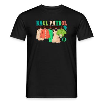 Thrift Shopper Haul Patrol Thrift Store - Männer T-Shirt - Schwarz - Vorne - AI Model Male 178 light (178cm)