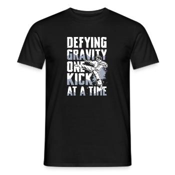 Schwerkraft Entfesseln Mit Jedem Kick - Männer T-Shirt - Schwarz - Vorne - AI Model Male 178 light (178cm)