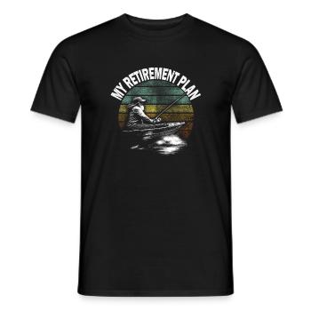 Mein Ruhestand Plan: Angler im Boot - Männer T-Shirt - Schwarz - Vorne - AI Model Male 178 light (178cm)