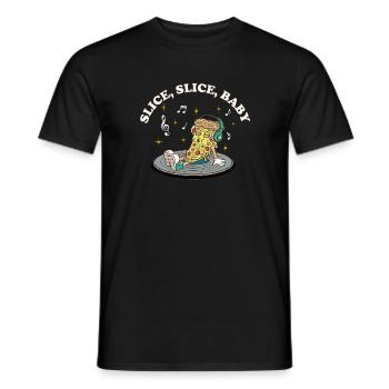 Slice Slice Baby – Lustiger Pizza Spruch Retro - Männer T-Shirt - Schwarz - Vorne - AI Model Male 178 light (178cm)