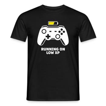 Running on Low XP Controller - Männer T-Shirt - Schwarz - Vorne - AI Model Male 178 light (178cm)