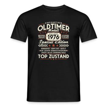 Oldtimer_1976_Jahrgang_Vintage_Retro_Geburtstag - Männer T-Shirt - Schwarz - Vorne - AI Model Male 178 light (178cm)
