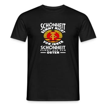 Beauty comes from the East Ossi Spruch DDR - Men's T-Shirt - black - Front - AI Model Male 178 light (178cm)
