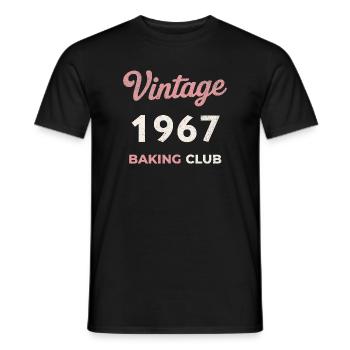 Vintage 1967 – Baking Club Retro Birth Year - Men's T-Shirt - black - Front - AI Model Male 178 light (178cm)