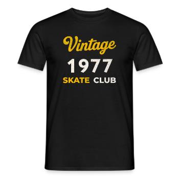 Vintage 1977 Skate Club Retro Geburtsjahr Geschenk - Männer T-Shirt - Schwarz - Vorne - AI Model Male 178 light (178cm)