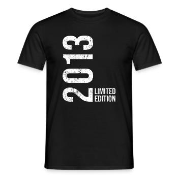 13 Jahre – Jahrgang 2013 Geschenkidee - Männer T-Shirt - Schwarz - Vorne - AI Model Male 178 light (178cm)