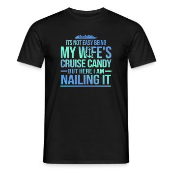 Frau Kreuzfahrt Candy Nail It - Männer T-Shirt - Schwarz - Vorne - AI Model Male 178 light (178cm)