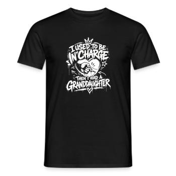 War Früher Chef Jetzt Großmutter - Men's T-Shirt - black - Front - AI Model Male 178 light (178cm)