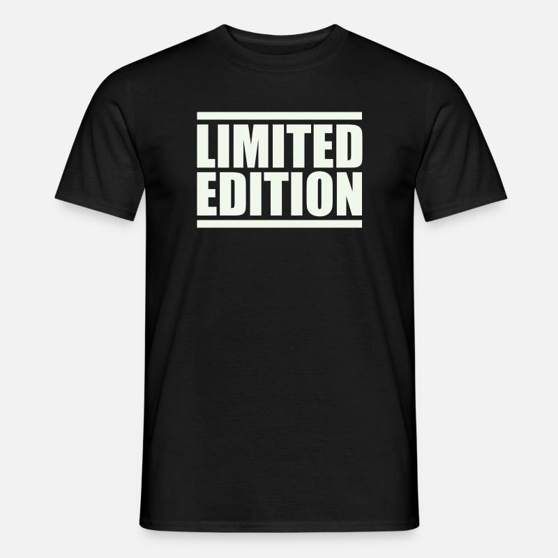 Limitierte Auflage Großbuchstaben - Männer T-Shirt - Schwarz
