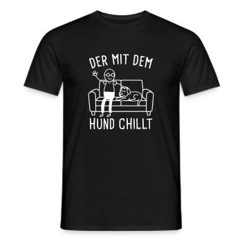 Der Mit Dem Hund Chillt Hundebesitzer Herrchen - Männer T-Shirt - Schwarz - Vorne - AI Model Male 178 light (178cm)