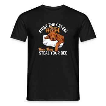 Zuerst stehlen sie dein Herz – Irischer Zuspielerhund Papa - Männer T-Shirt - Schwarz - Vorne - AI Model Male 178 light (178cm)