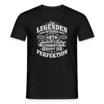 1976 Jahrgang geboren Geburtstag Vintage Geschenk - Männer T-Shirt - Schwarz - Vorne - AI Model Male 178 light (178cm)