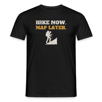 Randonnée maintenant, sieste plus tard - T-shirt homme - noir - Devant - AI Model Male 178 light (178cm)