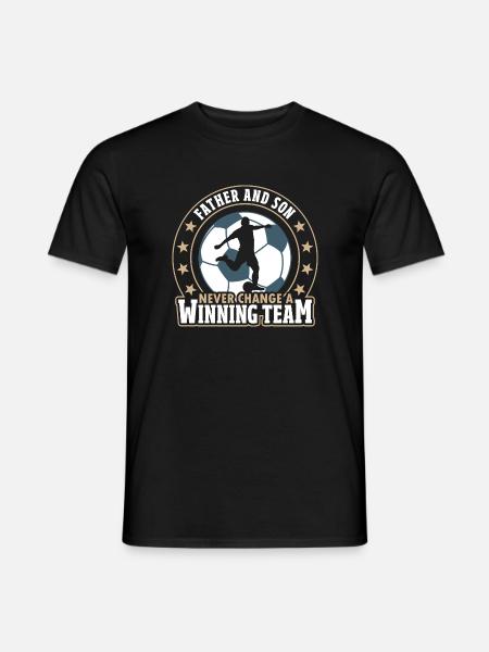 Isä ja poika - koskaan muutu joukkue voittoon - Mænd T-shirt - sort