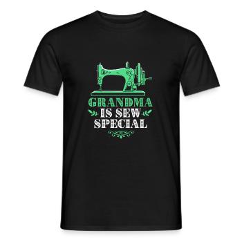 Couturière à la machine à coudre grand-mère grand-mère - T-shirt homme - noir - Devant - AI Model Male 178 light (178cm)