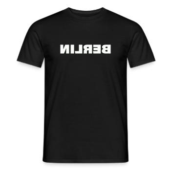 BERLIN - Männer T-Shirt - Schwarz - Vorne - AI Model Male 178 light (178cm)