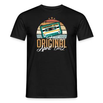 Les légendes sont nées en avril 1942 Cadeau - T-shirt homme - noir - Devant - AI Model Male 178 light (178cm)