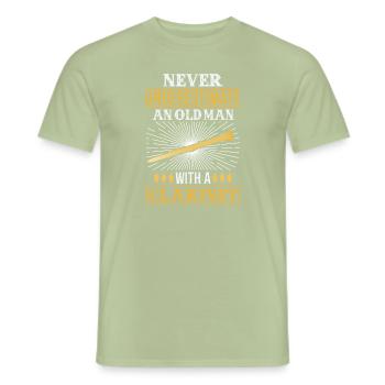 Clarinettiste Drôle de citation Design - T-shirt homme - vert sauge - Devant - AI Model Male 178 light (178cm)