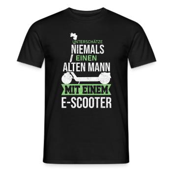 E Scooter Roller Elektroroller - Männer T-Shirt - Schwarz - Vorne - AI Model Male 178 light (178cm)