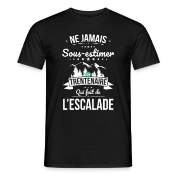 Sous-estimer trentenaire qui fait de l'escalade - T-shirt homme - noir - Devant - AI Model Male 178 light (178cm)